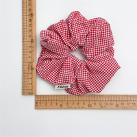 Prêt à Expédier Usine Audité En Gros Femmes Cheveux Accessoires Impression Personnalisée Tissu à Carreaux Filles Élastique Cheveux Chouchous