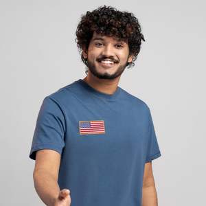 Patch brodé Drapeau USA DigitEMB 3x1,6 pouces, thermocollant pour vestes, en feutre non tissé avec bordure jaune - Product Image 6