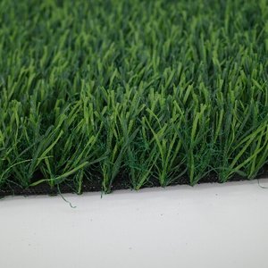 Gazon synthétique bon marché d'usine, 30 mm de hauteur, imperméable, pour salle de sport intérieure, tennis, <span class=keywords><strong>rouleau</strong></span> de gazon synthétique pour jardin - Product Image 1
