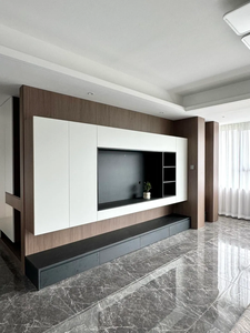 Mueble de TV Moderno Empotrado en la Pared con Cajones y Estantes Abiertos, Madera Blanca para Sala de Estar, Personalizado - Product Image 2