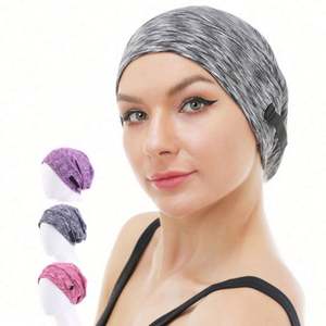 Casquette décontractée unisexe à capuche, style slouchy, ajustable, avec doublure en satin et ceinture, idéale pour la plage et les voyages - Product Image 1