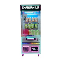 Machine de jeu à griffes en alliage d'aluminium et verre trempé pour attraper les jouets en peluche ; Distributeur commercial de snacks et de boîtes mystères à monnayeur