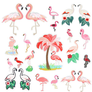 Parche Bordado Termoadhesivo de Flamenco Rosa para Ropa y Bolsos, Gran Venta - Product Image 1