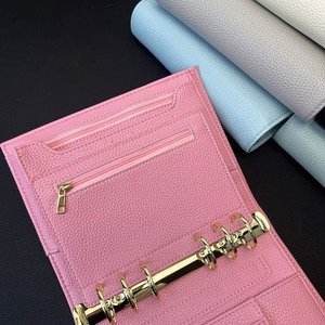 Nouveau classeur de budget A6 rose de luxe personnalisé avec 6 anneaux dorés, couverture de portefeuille Pebble, classeur pour argent - Product Image 3