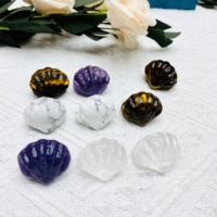 Vente en gros de pierres de cristal naturelles mélangées, sculptures, mini ornements en coquillages, coquillages pour l'artisanat et les cadeaux