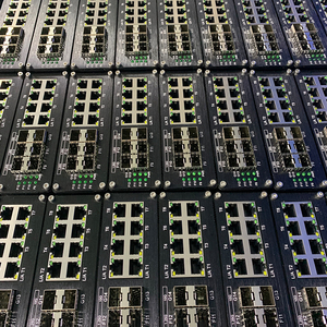 8-Port 10/100/1000 Base-TX không được quản lý Gigabit PoE mạng Ethernet <span class=keywords><strong>Switch</strong></span> với SNMP OEM được thiết kế - Product Image 6