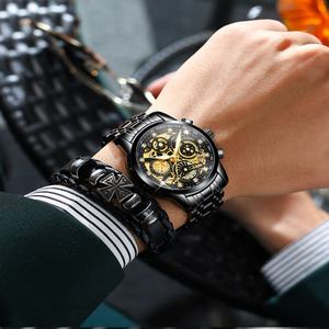 Montre Homme de Luxe à Quartz Haute Qualité en Acier Inoxydable Doré avec Calendrier Lumineux, Trois Aiguilles, Tachymètre et Étanche - Product Image 5