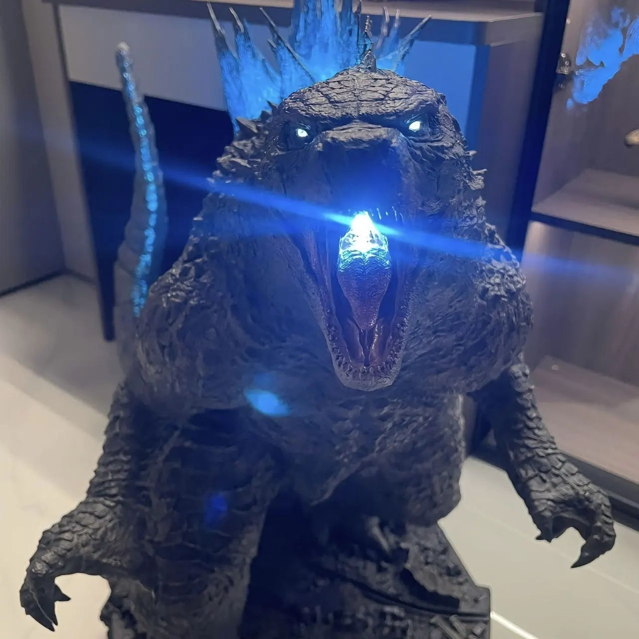 Super Godzilla Large-Scale Model Kits for Parks Fans