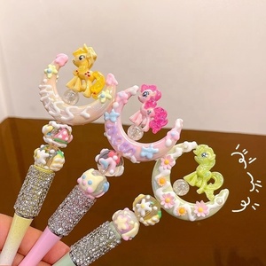 Stylo à bille en silicone avec perles focales en acrylique, motif licorne et poney mignon, pour étudiants - Papeterie de dessin animé adorable - Product Image 3