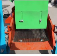 Petite machine à éplucher multifonctionnelle entièrement automatique pour le maïs, le soja, le sorgho et le colza à usage domestique avec moteur puissant