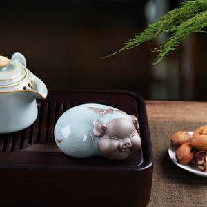 Adorno de Cerámica Creativo Ge Kiln, Cerdo de la Suerte, 2 Piezas, Hecho a Mano, Ornamento del Zodiaco, Decoración de Escritorio Feng Shui - Product Image 2