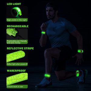 Tùy chỉnh giáng sinh LED long lanh Snap Vòng đeo tay mới nhấp nháy LED Slap dây đeo cổ tay chạy an toàn phản chiếu ánh sáng lên dây đeo cổ tay - Product Image 4
