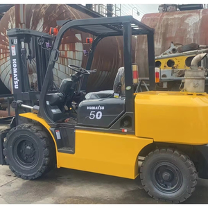 Chariot élévateur Komatsu d'occasion de 5 tonnes, modèle FD50, spécial conteneurs et entrepôts - Product Image 1