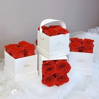 Boîte de roses éternelles rondes en daim Saint-Valentin 2026, fleurs éternelles préservées de luxe, roses réelles longue durée pour la vente en gros