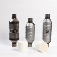 Convertisseur catalytique universel à haut débit à trois voies pour voitures, norme Euro V, en acier inoxydable et céramique, position avant/arrière