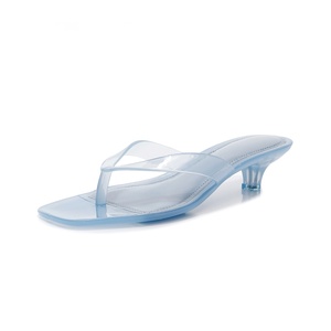 Nouvelle Arrivée Tongs plates pour <span class=keywords><strong>femme</strong></span> en PVC souple, style décontracté, design mode estival avec cristaux - Product Image 1