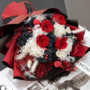Vente en gros de cadeaux pour la Saint-Valentin, nouveaux designs de bouquets de fleurs de roses séchées et préservées faits à la main avec boîte cadeau - Product Image 1