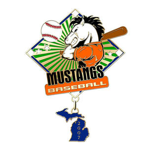 Grepas Geschenken Op Maat Gemaakte Sportclub Metalen Softbal Team Reversspeldjes - Product Image 3