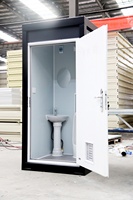 Toilettes portables en panneaux sandwich écologiques et durables au design moderne, préfabriquées pour le camping en plein air, avec installation facile