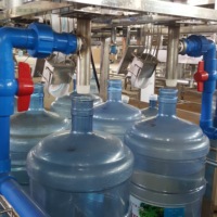 100 automatique 20L 5 gallons seau eau bouteille Machine de remplissage eau potable lavage remplissage bouchage ligne de Production
