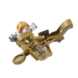 Arroseur oscillant en plastique DaringFish de taille moyenne pour les terrains de golf, les parcs, l'utilisation agricole - Système d'irrigation extérieur économe en eau - Product Image 4