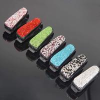 Femmes Filles Bling Crystal Rhinestones Fashion Car Interior Accessories Lunettes de soleil Hanger with Ticket Card Clip