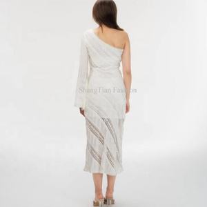 Robe moulante sexy pour femme, style Y2K, en crochet tricoté, à découpes et dos nu, pour le printemps et l'été, idéale pour la plage - Product Image 6