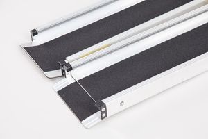 Rampa <span class=keywords><strong>para</strong></span> Silla de Ruedas OEM ODM de 6 Pies, Rampa Portátil <span class=keywords><strong>para</strong></span> Scooter de 600 lb, Rampa de Aluminio Antideslizante <span class=keywords><strong>para</strong></span> <span class=keywords><strong>Discapacitados</strong></span>, <span class=keywords><strong>Escaleras</strong></span> del Hogar - Product Image 5