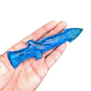 ชุดมีดดาบแก้วสีน้ำเงิน - ของตกแต่งใบมีดคริสตัลแฟนตาซี, มีดหินขัดด้วยมือสำหรับตั้งโชว์, ของขวัญตกแต่งบ้านที่ไม่เหมือนใคร - Product Image 1