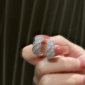 Pendientes de Plata de Ley S925 con Diseño de Encaje de Palacio, Elegantes Pendientes Curvos Chapados en Oro de Estilo Medieval Francés Vintage - Product Image 4