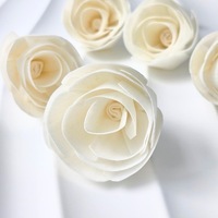 Fleur de rose en bois de Sola de 6 cm avec corde en coton, aromathérapie parfumée, décoration artisanale pour la maison, salon, mariage, Nouvel An chinois