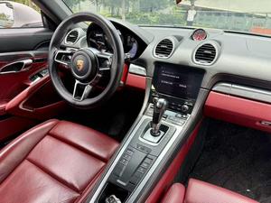 <span class=keywords><strong>Auto</strong></span> Usado en Venta, Porsche 718 Cayman 2.0T 2018, Deportivo, Volante a la Izquierda, Motor Central, 250hp, Excelente Estado - Product Image 3