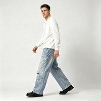 Jean à effet éclaboussures de peinture pour homme, en denim bleu clair délavé, coupe ample à jambe large, avec panneau de poches utilitaires sur la cuisse