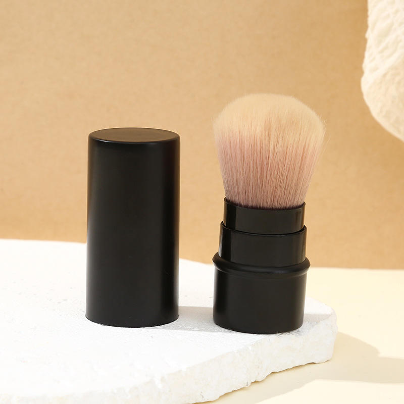 ด้ามจับสีดำ ขนแปรงสีชมพู