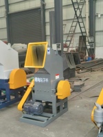 Prix de machine de broyeur en métal en plastique dur de mini déchets portatifs fabriqués en Chine garantie d'un an