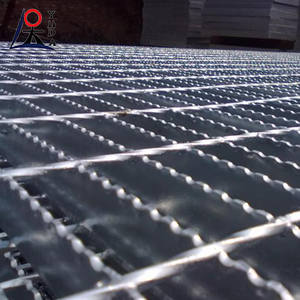 Nuovo Design Grigliato in Acciaio 30x3 per Copertura Canali, Passerelle Metalliche, Copertura Fossi in Acciaio, Peso - Product Image 3