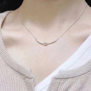 Heart Knot Clavicle Chain Necklace For Women Elegant U-Shaped Geometric Design Bezel Setting Everyday Wear Fine Chain Jewelry - Product Image 4