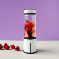 Haute Qualité Électrique Ménage Jus Sans Fil Smoothie Machine Rechargeable Usb Mini Main Portable Mélangeur De Fruits
