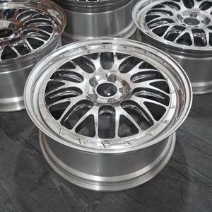 Jantes en aluminium forgé 6061 super légères, neuves, avec peinture, MOQ 4 pièces pour voitures de luxe - Product Image 3