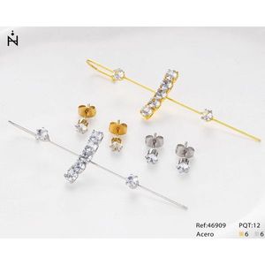 Orecchini a clip con 5 fori e cristalli in acciaio color oro e argento - Product Image 3