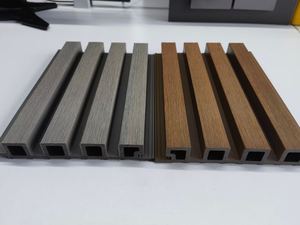 Rivestimento Esterno in <span class=keywords><strong>PVC</strong></span> Scanalato Impermeabile, Nuovo Design di Pannelli per Pareti Esterne in WPC - Product Image 2