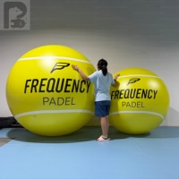 Grand modèle de balle de tennis gonflable personnalisée, balle de padel gonflable imprimée sur mesure pour les clubs sportifs et la décoration d'événements