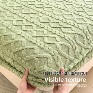 Funda de cama gruesa de invierno Juego de sábanas de lana con mechones, pieza única de lana Coral, funda de protección de colchón gruesa de invierno - Product Image 3