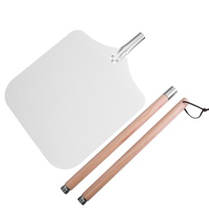 Pala per <span class=keywords><strong>Pizza</strong></span> in Alluminio Personalizzata con Manico in Legno - Product Image 3