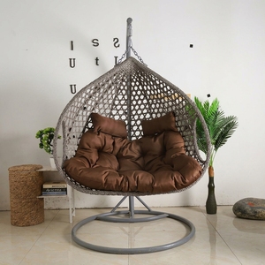 Sedia a Dondolo <span class=keywords><strong>in</strong></span> Rattan <span class=keywords><strong>per</strong></span> Esterni, Dondolo da <span class=keywords><strong>Giardino</strong></span> Comodo <span class=keywords><strong>per</strong></span> 2 Persone con Cuscino Impermeabile, Arredo <span class=keywords><strong>per</strong></span> Patio e Soggiorno - Product Image 1