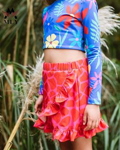 MLY 여름 수영복 어린 소녀 아이 아기 소녀 비키니 세트 만화 인쇄 주름 장식 수영복 입욕 세트 - Product Image 3