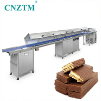 Ligne d'enrobage automatique de chocolat, machine d'enrobage au chocolat avec tunnel de refroidissement, machine d'enrobage de bonbons au chocolat
