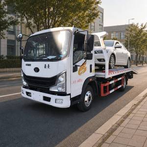 Camion de dépannage compact Euro 6, une remorque pour deux véhicules, avec plateau hydraulique pour le récupération de voitures et de fourgonnettes - Product Image 1