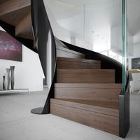 Industrielle Metall treppe im Freien Verzinkte Stahl treppe Stahl leiter treppe Metallbau stoff Wendeltreppe