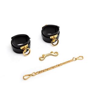 Echt Lederen Bdsm Volwassen Speelgoed Kits <span class=keywords><strong>Bondage</strong></span> Echt Lederen Handboeien Enkelmanchet Zwepen Vasthoudendheid Kraag Ketenen - Product Image 2